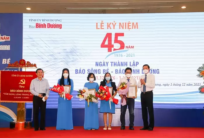giải thưởng báo chí