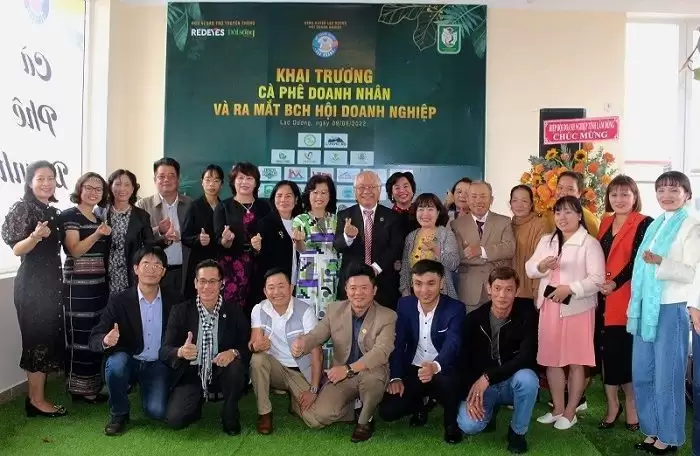 Hợp tác